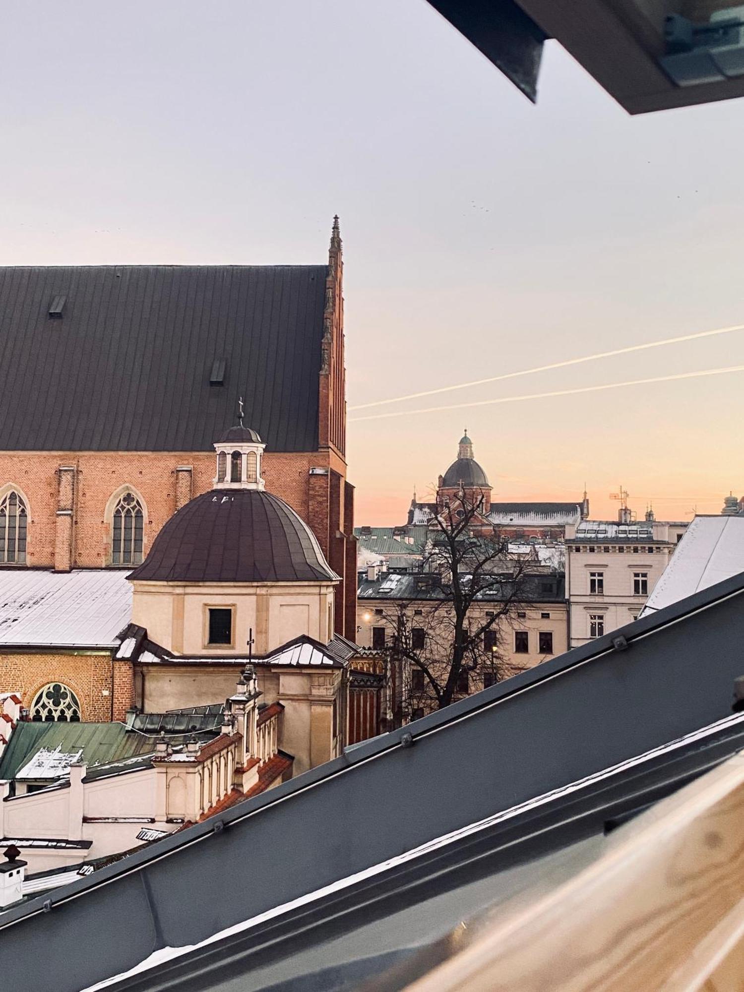 Mint Luxury Apartments At The Main Square Krasków Exteriör bild