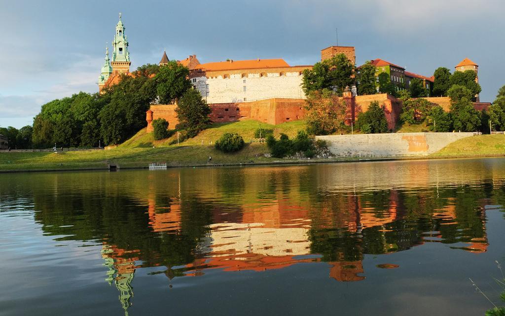 Mint Luxury Apartments At The Main Square Krasków Exteriör bild